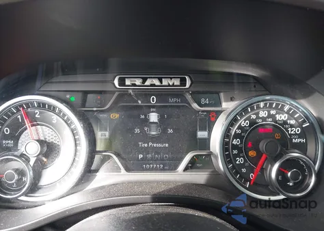 2019 Ram 1500 Laramie z USA, uszkodzony, nr VIN 1C6SRFJT8KN925326